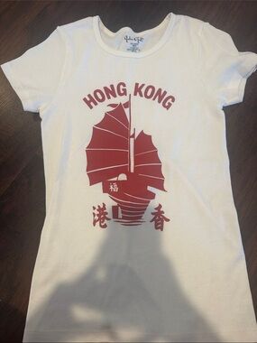 Brandy Melville White Tee with Red Hong Kong Sail Graphic